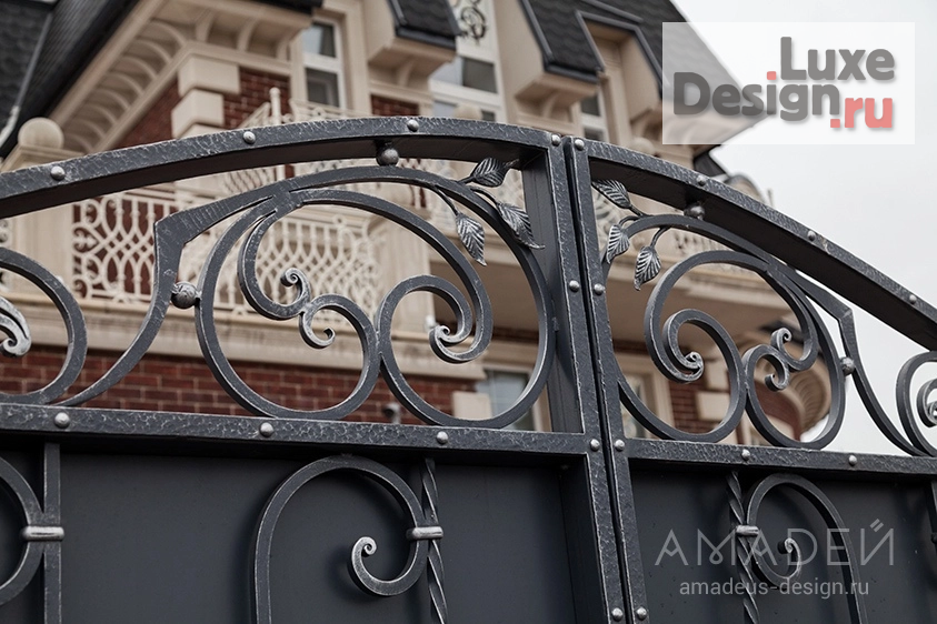 Частная архитектура "ХУДОЖЕСТВЕННОЕ ОФОРМЛЕНИЕ ФАСАДА КОТТЕДЖА" (фото 4)